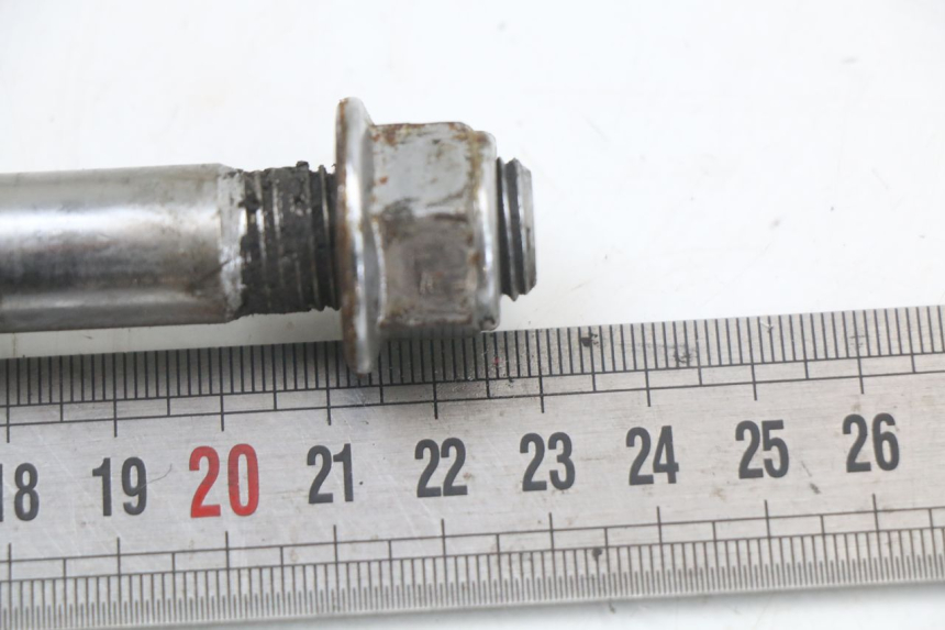 photo de OŚ KOŁA TYLNEGO KEEWAY TX 50 (2008 - 2015) - Zoom stanu zużycia