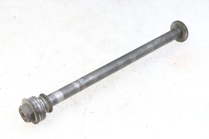 photo de OŚ KOŁA TYLNEGO YAMAHA FZS FAZER 600 (2001 - 2003) - Widok ogólny