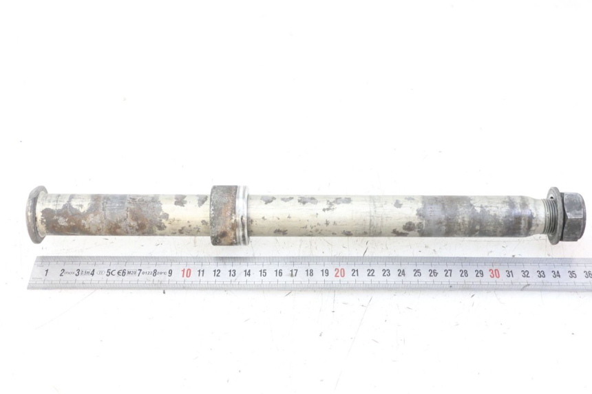 photo de OŚ KOŁA TYLNEGO YAMAHA YP T-MAX TMAX 530 (2017 - 2020) - Zoom stanu zużycia