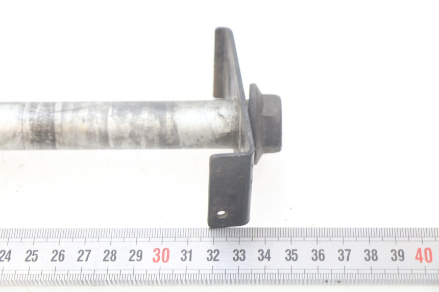 photo de OŚ KOŁA TYLNEGO KAWASAKI ZR7 ZR-7 S 750 (1999 - 2004) - Szczegół części