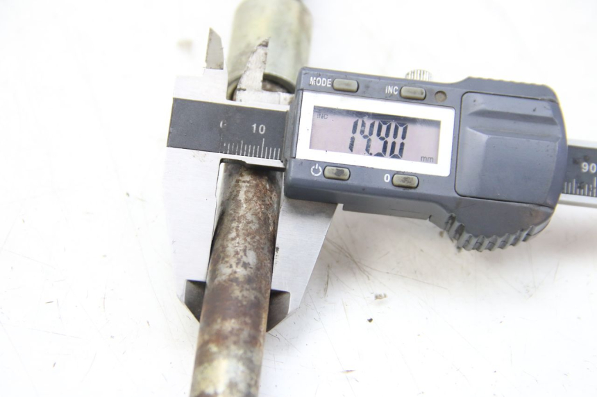 photo de OŚ PRZEDNIEGO KOŁA ORION AGB37 CRF1 DIRT BIKE 125 (2013 - 2021) - Szczegół części