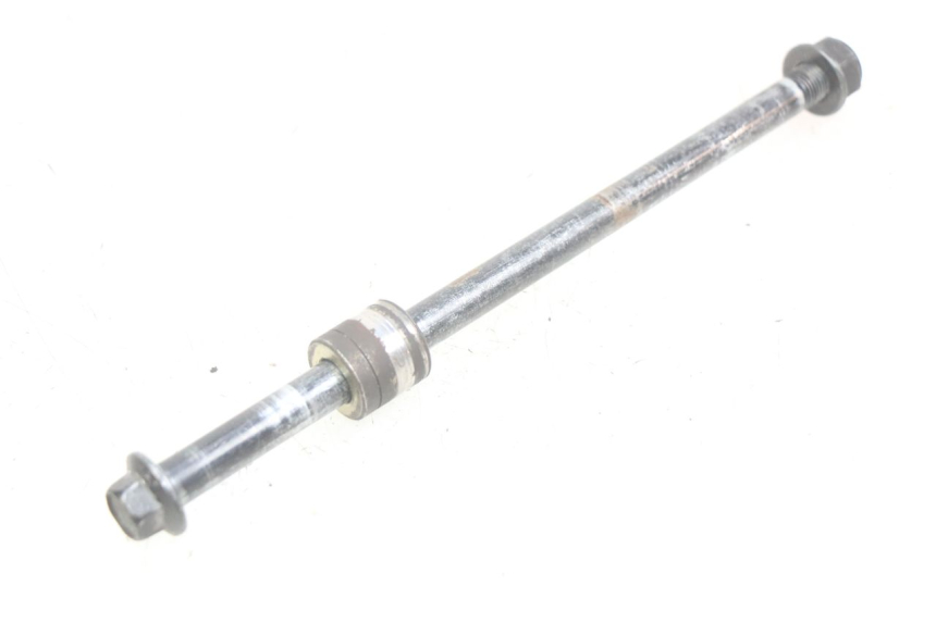 photo de OŚ KOŁA PRZEDNIEGO KYMCO AGILITY 16+ 4T 50 (2018 - 2023) - Zbliżenie techniczne