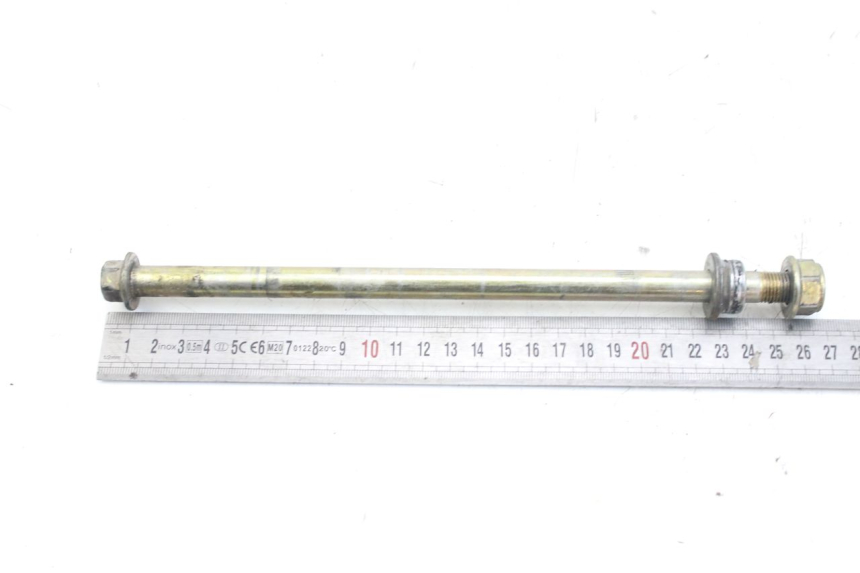 photo de OŚKA KOŁA PRZEDNIEGO KYMCO AGILITY 4T 50 (2005 - 2018) - Zbliżenie techniczne