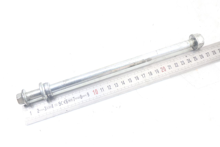 photo de OŚ KOŁA PRZEDNIEGO KYMCO AGILITY 4T 50 (2018 - 2022) - Szczegół części