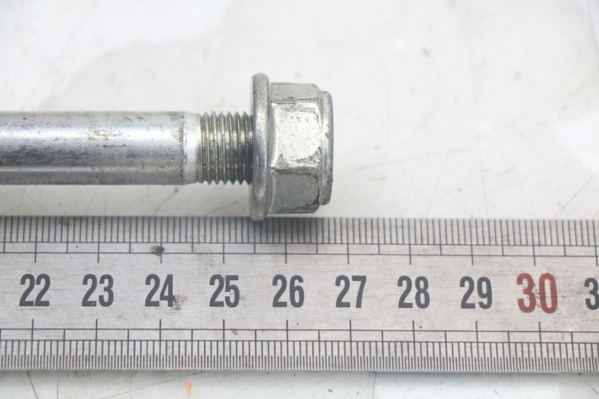 photo de OŚ KOŁA PRZEDNIEGO KYMCO AGILITY 4T 50 (2018 - 2022) - Zoom stanu zużycia