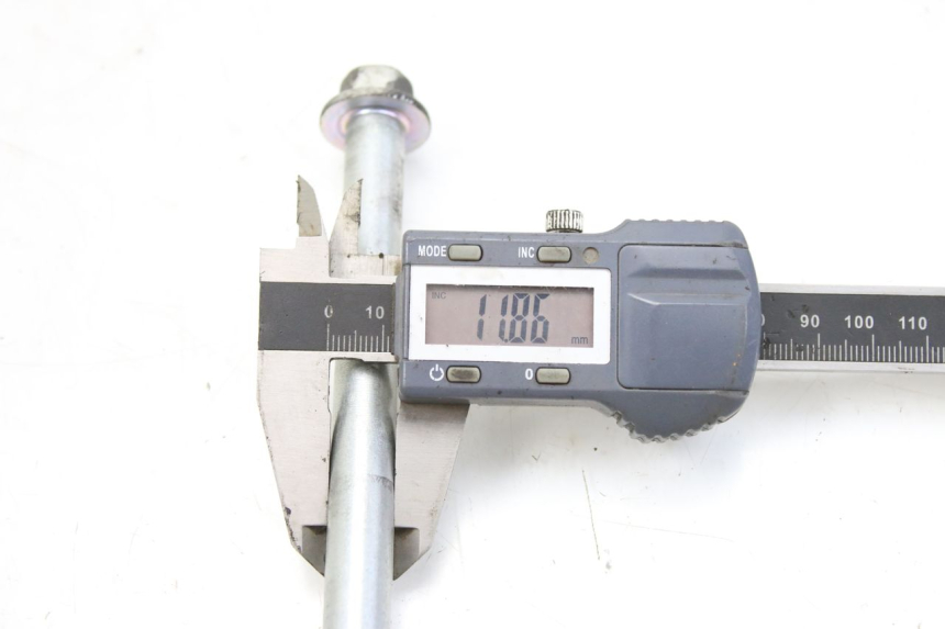 photo de OŚ KOŁA PRZEDNIEGO KYMCO AGILITY NAKED RENOUVO 4T 50 (2018 - 2020) - Widok ogólny