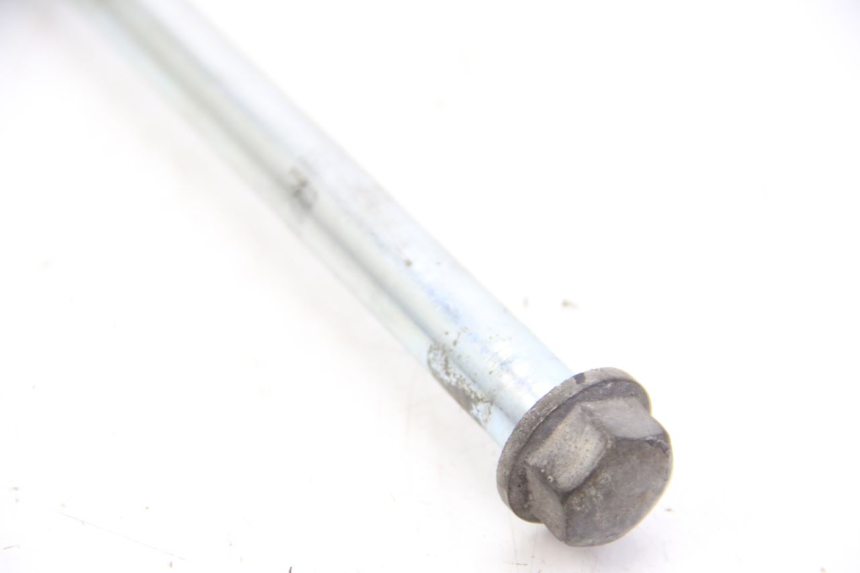 photo de OŚ KOŁA PRZEDNIEGO DERBI BOULEVARD 50 (2009 - 2006) - Inny kąt widzenia