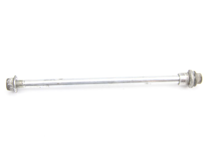 photo de OŚ KOŁA PRZEDNIEGO SUZUKI BURGMAN 125 (2007 - 2014) - Widok główny