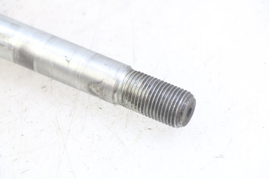 photo de OŚKA KOŁA PRZEDNIEGO SUZUKI BURGMAN 650 (2002 - 2004) - Część sprawdzona