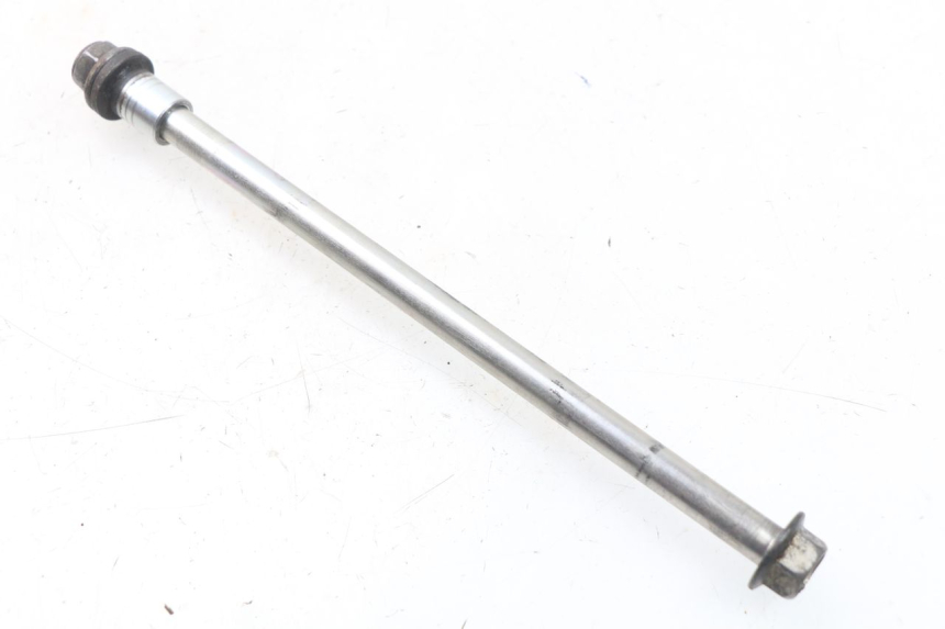 photo de OŚ KOŁA PRZEDNIEGO YAMAHA BW'S BWS 125 (2010 - 2013) - Widok główny