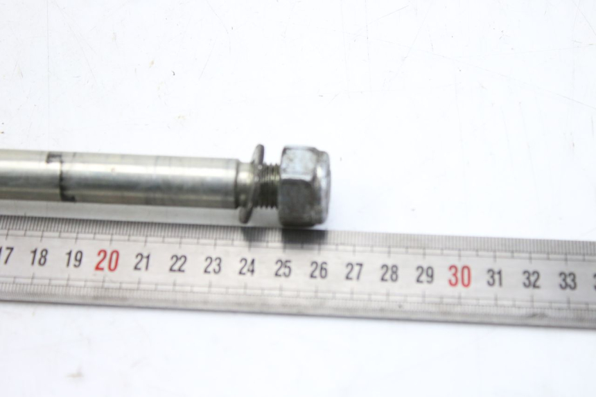 photo de OŚ PRZEDNIEGO KOŁA PEUGEOT CITYSTAR 50 (2013 - 2017) - Inny kąt widzenia