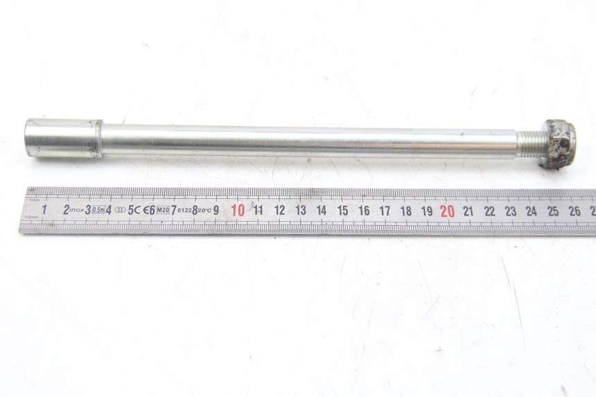 photo de OŚ PRZEDNIEGO KOŁA PEUGEOT CITYSTAR 50 (2013 - 2017) - Inny kąt widzenia