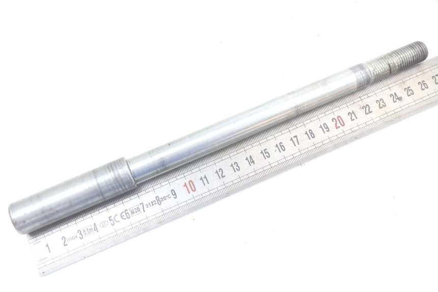 photo de OŚ KOŁA PRZEDNIEGO APRILIA CLASSIC 125 (1995 - 2001) - Zoom stanu zużycia