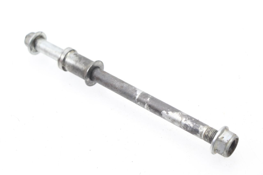 photo de OŚ KOŁA PRZEDNIEGO HONDA CRF CR-F 100 (2004 - 2013) - Zbliżenie techniczne