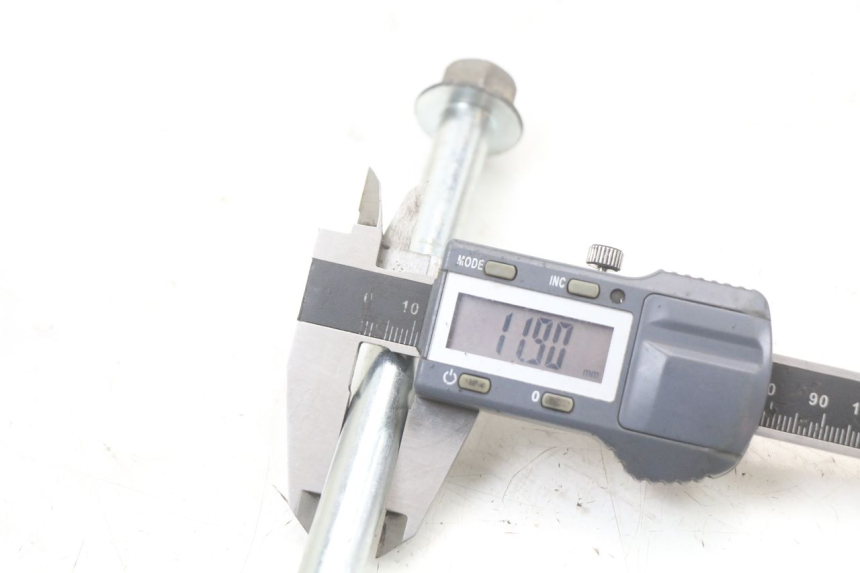 photo de OŚ KOŁA PRZEDNIEGO YAMAHA CYGNUS X 125 (2004 - 2007) - Inny kąt widzenia