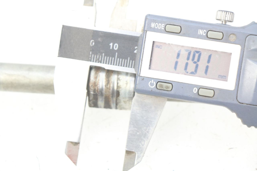 photo de OŚ KOŁA PRZEDNIEGO LONCIN DIRT BIKE 125 - Inny kąt widzenia