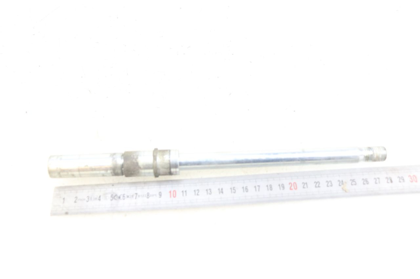 photo de OŚ KOŁA PRZEDNIEGO KYMCO DOWNTOWN ABS 125 (2015 - 2017) - Zbliżenie techniczne