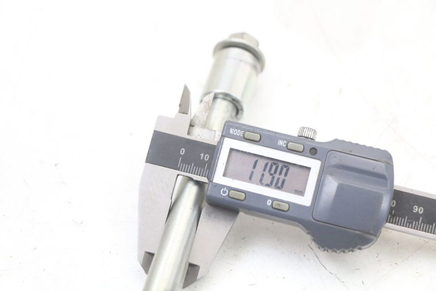 photo de OŚKA KOŁA PRZEDNIEGO WAYSCRAL E-START 1 (2018 - 2022) - Zbliżenie techniczne