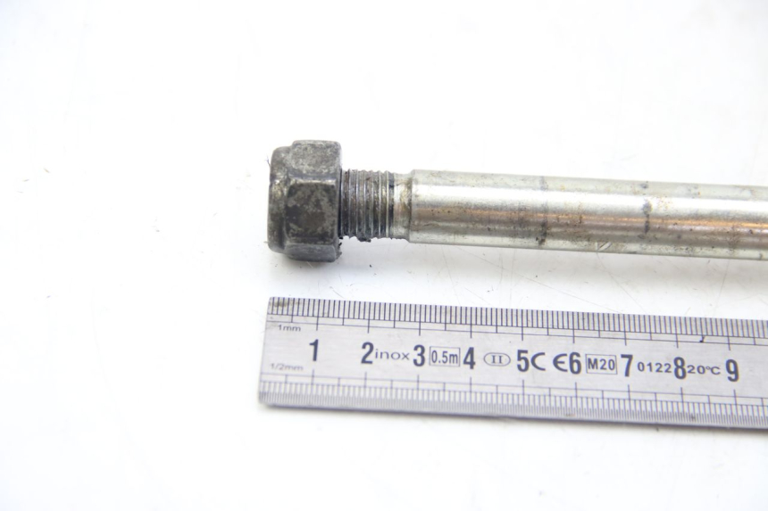 photo de OŚ KOŁA PRZEDNIEGO PEUGEOT ELYSTAR 50 (2002 - 2014) - Zbliżenie techniczne