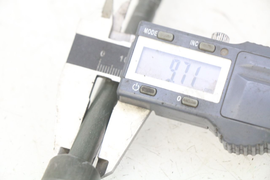 photo de OŚKA KOŁA PRZEDNIEGO JM MOTORS EVOLIS 4T 50 (2018 - 2022) - Szczegół części