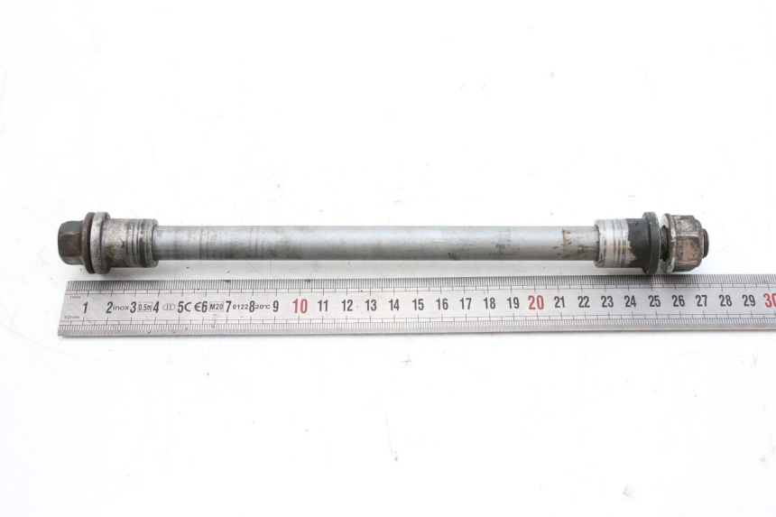 photo de OŚ KOŁA PRZEDNIEGO HONDA FES S-WING SWING ABS 125 (2007 - 2015) - Zoom stanu zużycia