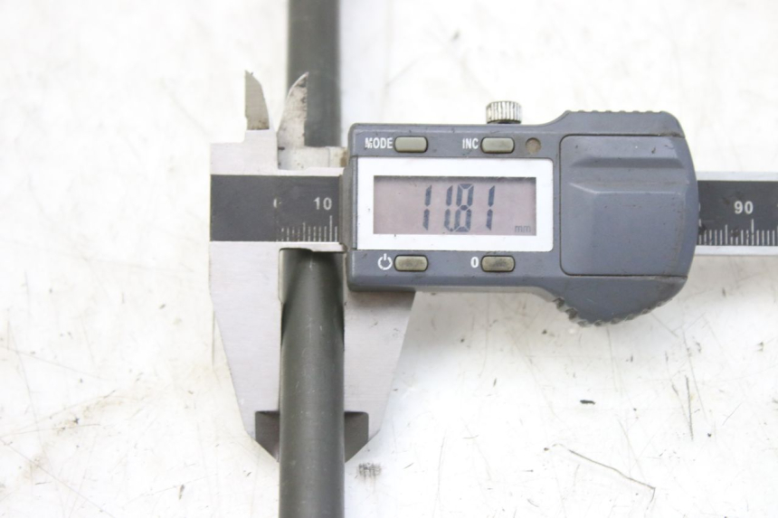 photo de OŚ KOŁA PRZEDNIEGO SYM FIDDLE 2 50 (2008 - 2013) - Zoom stanu zużycia