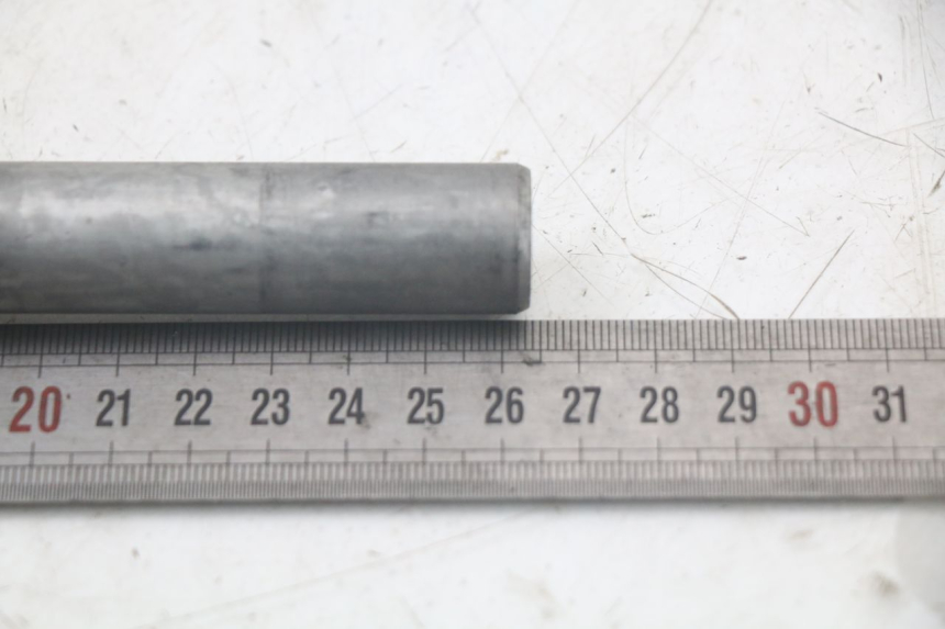 photo de OŚKA KOŁA PRZEDNIEGO HONDA FJS SILVERWING SILVER WING 600 (2001 - 2010) - Zoom stanu zużycia