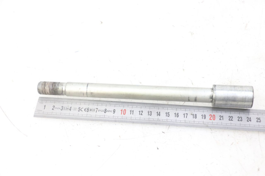 photo de OŚKA KOŁA PRZEDNIEGO HONDA FORZA ABS 300 (2013 - 2017) - Zoom stanu zużycia