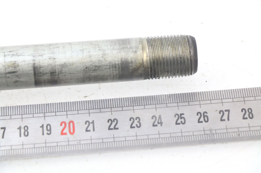 photo de OŚKA KOŁA PRZEDNIEGO SUZUKI GSF N BANDIT 1200 (1996 - 1999) - Szczegół części