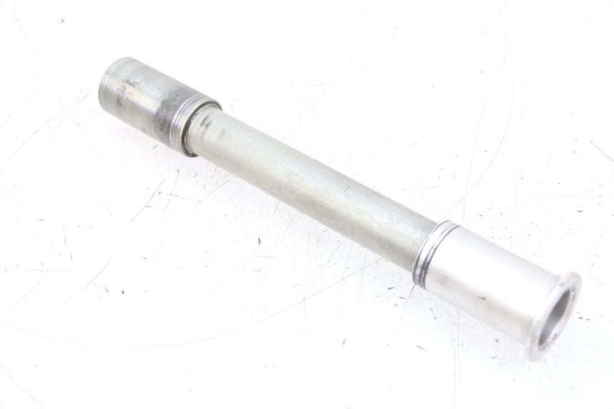 photo de OŚKA KOŁA PRZEDNIEGO SUZUKI GSXR GSX-R 1000 (2003 - 2004) - Widok główny