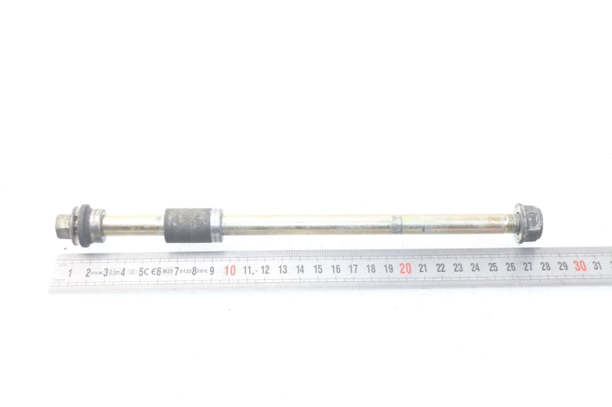 photo de OŚKA KOŁA PRZEDNIEGO SYM GTS EVO 125 (2009 - 2013) - Inny kąt widzenia