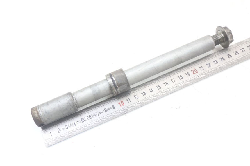 photo de OŚ KOŁA PRZEDNIEGO HONDA CBR F 1000 (1993 - 1996) - Zoom stanu zużycia