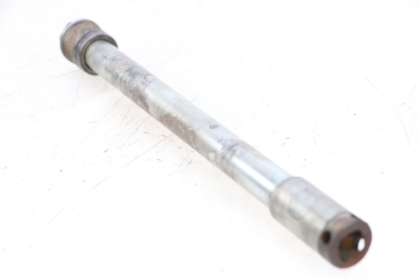 photo de OŚ PRZEDNIEGO KOŁA HONDA VT C2 SHADOW 750 (1997 - 2001) - Zbliżenie techniczne