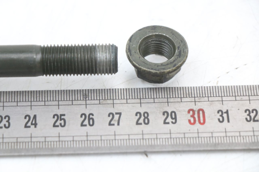 photo de OŚ KOŁA PRZEDNIEGO SYM JET 14 4T 50 (2018 - 2022) - Inny kąt widzenia