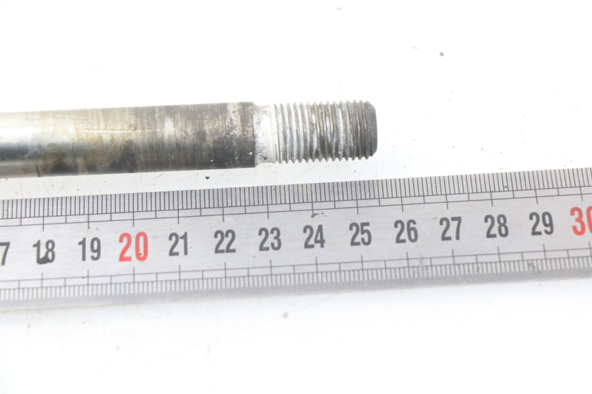 photo de OŚKA KOŁA PRZEDNIEGO SYM JOYMAX 250 (2013 - 2017) - Szczegół części