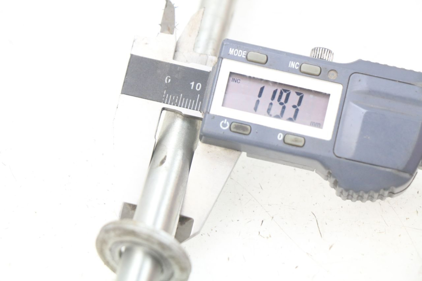 photo de OŚ KOŁA PRZEDNIEGO PEUGEOT KISBEE 4T 50 (2018 - 2022) - Inny kąt widzenia