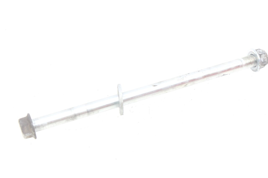 photo de OŚ KOŁA PRZEDNIEGO PEUGEOT KISBEE 4T 50 (2018 - 2022) - Zbliżenie techniczne