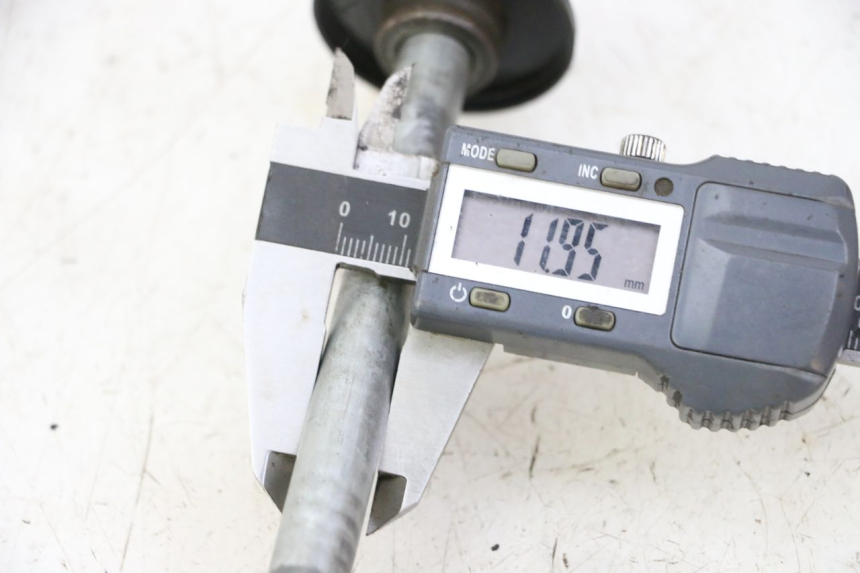 photo de OŚ KOŁA PRZEDNIEGO KAWASAKI KX 65 (2000 - 2019) - Inny kąt widzenia