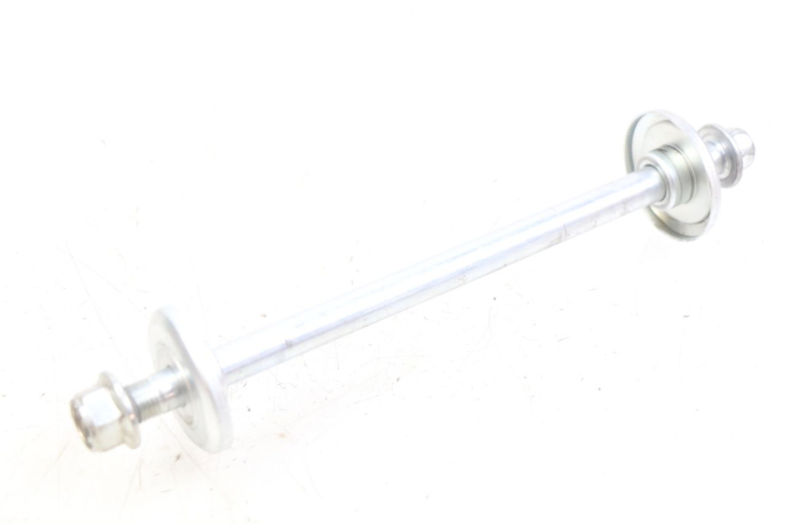 photo de OŚ KOŁA PRZEDNIEGO KAWASAKI KX L 85 (2022 - 2024) - Zbliżenie techniczne