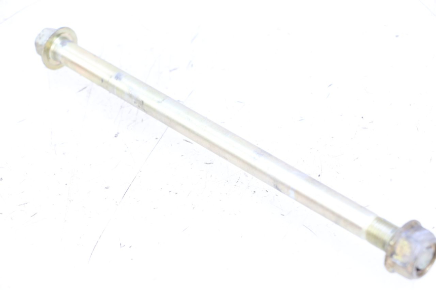 photo de OŚKA KOŁA PRZEDNIEGO KYMCO STRYKER OFF ROAD 125 (1999 - 2005) - Zbliżenie techniczne