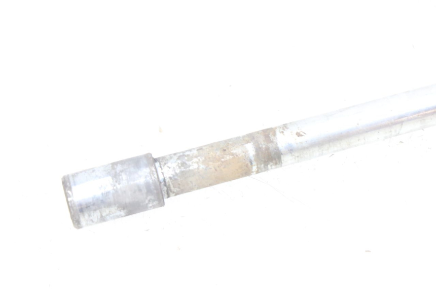 photo de OŚ KOŁA PRZEDNIEGO GILERA NEXUS 125 (2009 - 2013) - Punkty mocowania