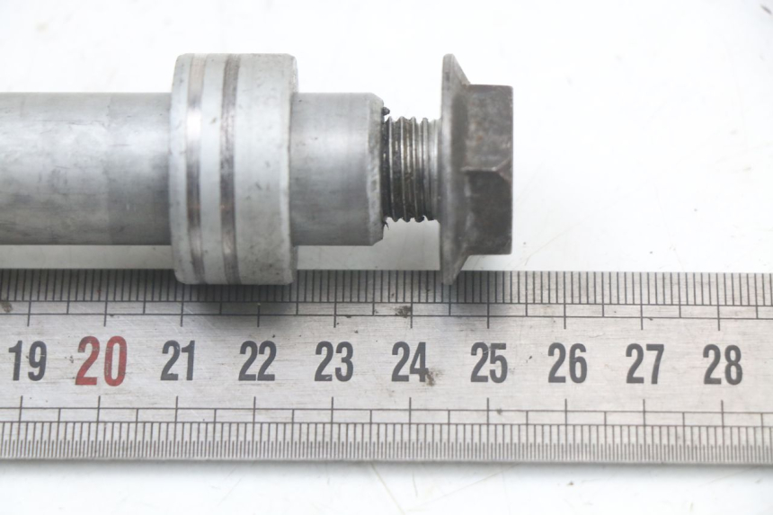 photo de OŚ KOŁA PRZEDNIEGO HONDA NTV DEAUVILLE 650 (1998 - 2001) - Zoom stanu zużycia