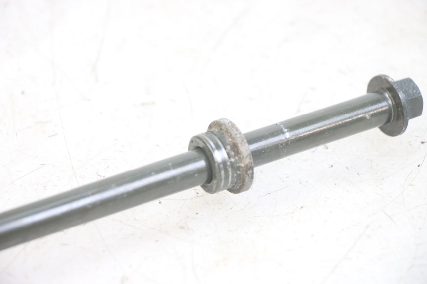 photo de OŚ KOŁA PRZEDNIEGO SYM ORBIT 2 TS 2T 50 (2011 - 2016) - Inny kąt widzenia