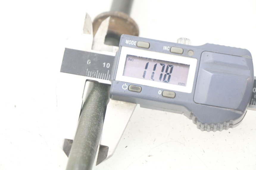 photo de OŚKA KOŁA PRZEDNIEGO SYM ORBIT III 3 4T 50 (2018 - 2021) - Inny kąt widzenia