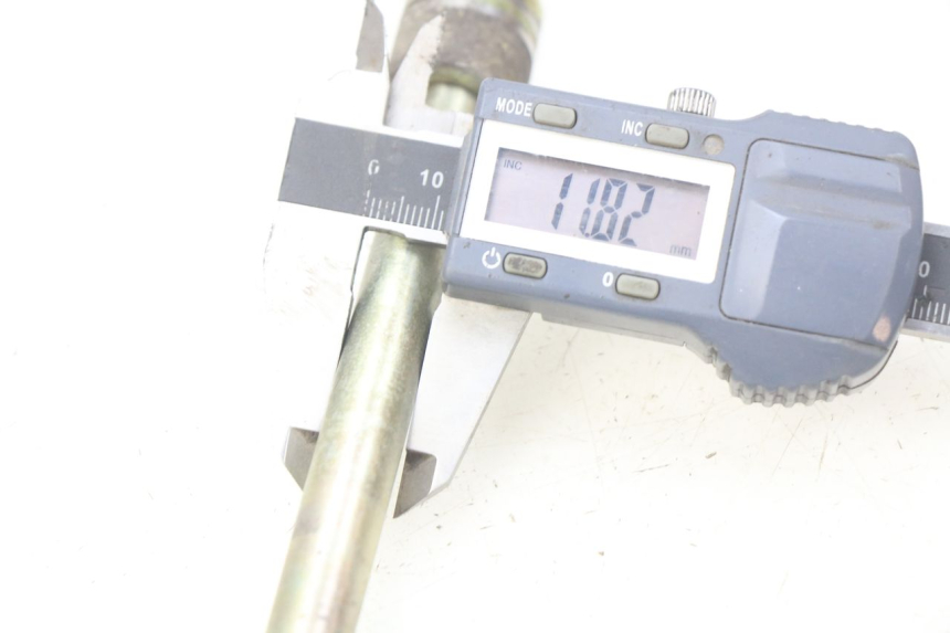 photo de OŚ KOŁA PRZEDNIEGO TNT MOTOR OTTO 2T 50 (2012 - 2018) - Szczegół części