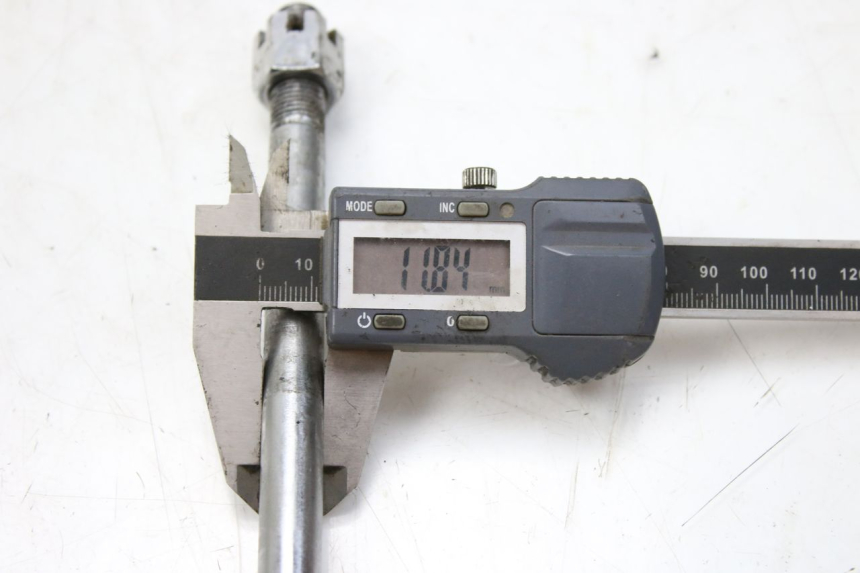 photo de OŚ PRZEDNIEGO KOŁA KEEWAY OUTLOOK 125 (2007 - 2013) - Zoom stanu zużycia