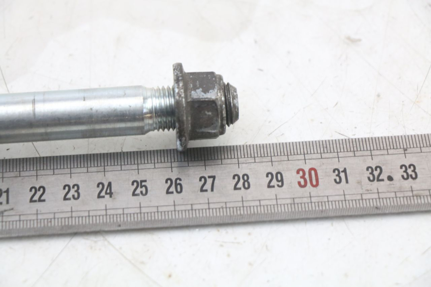 photo de OŚ KOŁA PRZEDNIEGO PEUGEOT DJANGO 125 (2014 - 2017) - Inny kąt widzenia