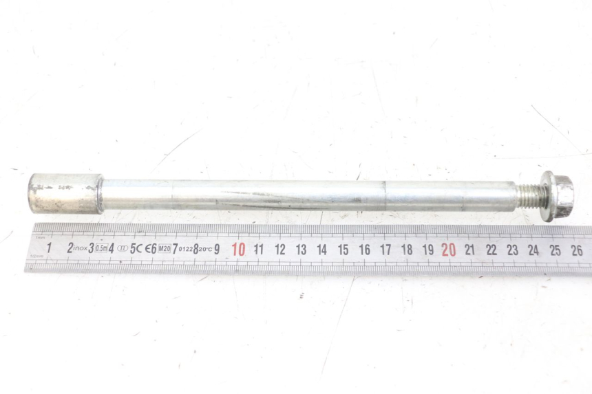 photo de OŚ KOŁA PRZEDNIEGO PIAGGIO BEVERLY 125 (1998 - 2005) - Zoom stanu zużycia