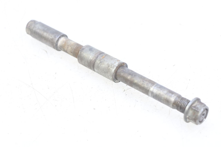 photo de OŚKA KOŁA PRZEDNIEGO YCF PILOT 125 - Zbliżenie techniczne