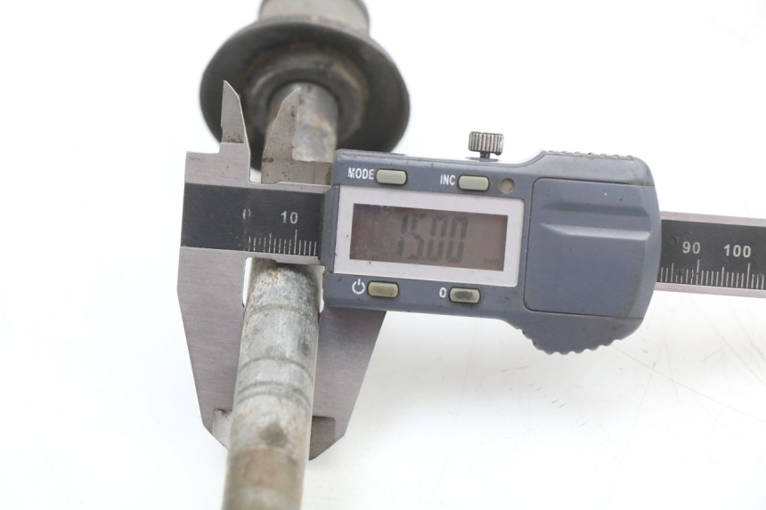 photo de OŚKA KOŁA PRZEDNIEGO YCF PIT BIKE 125 (2010 - 2018) - Inny kąt widzenia